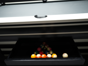 Tavolo da <span class=keywords><strong>Biliardo</strong></span> Americano SpaceFlex 9ft su Misura, Design 9-Ball, con Tasche in Pelle, Cassetto Nascosto e Logo Personalizzato - Product Image 3