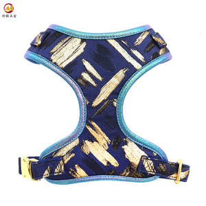 Harnais pour animaux de compagnie en velours tendance 2025 avec motif à carreaux, doux, confortable, résistant et durable - Product Image 2