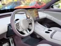 Nouvelle voiture Xiaomi YU7 EV 2025 avec caméra panoramique 360°, phares LED, climatisation automatique