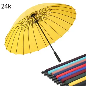 Kunden spezifische Außenwerbung Werbung Golf Regenschirm gerade 24 Rippen UV 210t Regenschirme für den Regen wasserdicht