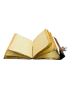 Carnet en cuir véritable fait main à couverture rigide gaufrée, inspiré de Harry Potter et du Hobbit - Product Image 3