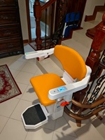Escalier incurvé intérieur CE de 15 m avec fauteuil monte-escalier