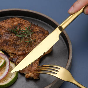 ชุดมีดส้อมสเตนเลสสตีลสีทองแสงจันทร์ ปลอดภัยสำหรับเครื่องล้างจาน ชุดช้อนส้อมสไตล์ตะวันตก สำหรับงานแต่งงาน ใช้สำหรับผู้ใหญ่ - Product Image 1