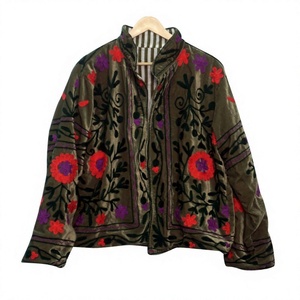Chaqueta de terciopelo floral bordada a mano Suzani para mujer, manga larga, cuello alto, para otoño - Product Image 1