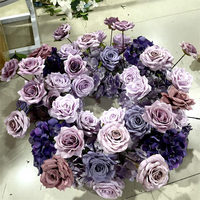 Centres de table à fleurs d'excellente qualité en gros Roses violettes en soie pour la décoration de restaurant