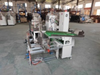 Machine d'emballage de baguettes en bambou entièrement automatique à trois ou quatre côtés