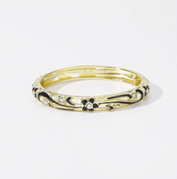 Gelang Paduan Logam Retro Mewah Berkualitas Tinggi dengan Hiasan Ukiran Gaya Istana, Gelang Berongga dan Berlapis Glaze.