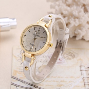 Reloj de Cuarzo para Mujer, Estilo Punk, con Remaches, Correa de Cuero Delgada, Minimalista, Casual, Venta al Por Mayor para Microempresas - Product Image 5