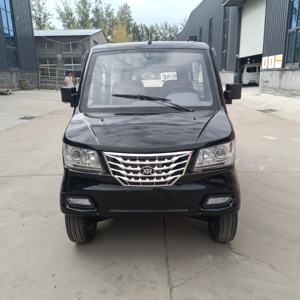 Mini-fourgonnette électrique noire 4 roues 7 places, charge rapide, autonomie inférieure à 100 km - Product Image 1