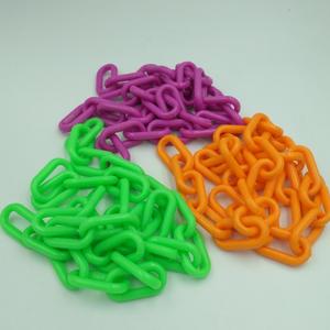 Sécurité routière de chaîne en plastique décorative colorée de 6mm pour l'habillement - Product Image 1