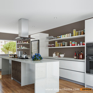 Meuble de <span class=keywords><strong>cuisine</strong></span> modulaire moderne blanc en contreplaqué OPPEIN avec évier et crédence, en acrylique et pierre frittée unique d'Espagne - Product Image 5