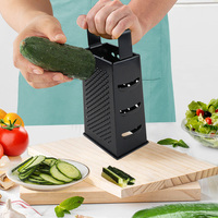Râpe à fromage multifonctionnelle à 4 côtés en acier inoxydable avec récipient Râpe à fromage de table à main avec revêtement antiadhésif