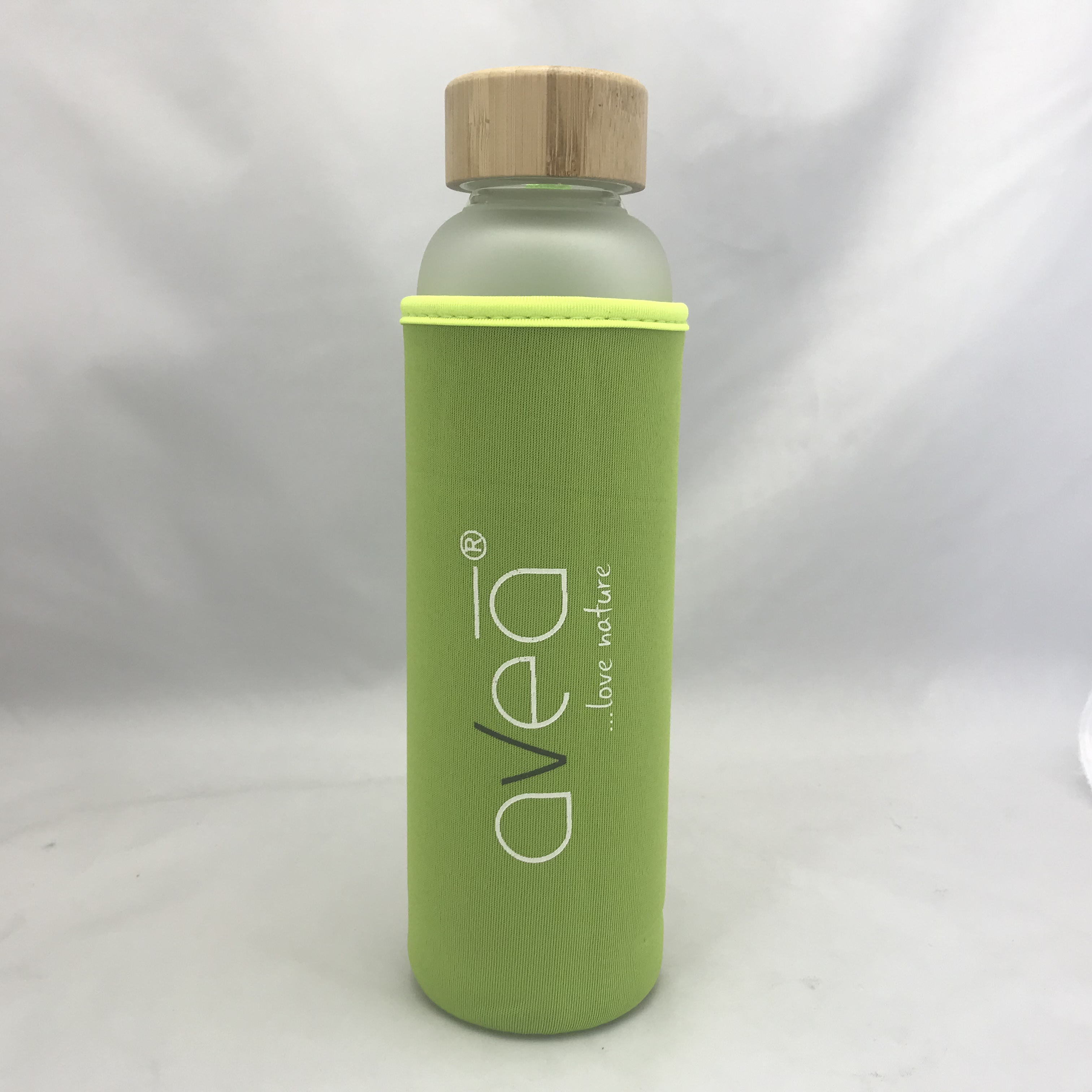 Customized Printed Colored Glass Water Bottle With Neoprene sleeve And Bamboo Lid