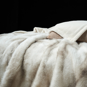 Sang Trọng Rắn Hai Lớp Leopard Giả Fox Lông Chăn Ném Dày Trang Trí Raschel Đôi Giường Bìa Mền Cho Sofa Đi Bộ - Product Image 4