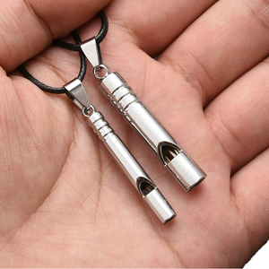 Sifflet d'urgence en titane portable IRONDONEKY pour la conception de collier porte-clés de camping et de randonnée - Product Image 1