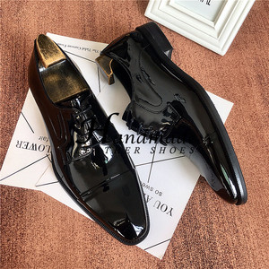 Chaussures Oxford de ville haut de gamme faites à la main pour hommes, en cuir véritable, à bout pointu, imperméables, avec motif brocart sculpté - Product Image 5