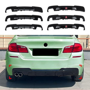 สปอยเลอร์หลัง Amp-Z สำหรับรถบีเอ็มดับเบิลยู ซีรีส์ 5 รุ่น F10 F11 M Sport MP สีดำเงา ลายคาร์บอนไฟเบอร์ ผิวด้าน - Product Image 4