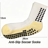 Chaussettes de football sportives axées sur le confort avec tissu chinlon de qualité supérieure, parfaitement ajustées pour les joueurs jeunes et adultes en entraînement