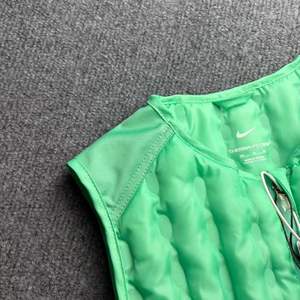 Pettorina da Allenamento Calcio Leggera di Alta Qualità - Gilet Senza Maniche Unisex per Uomo e Donna - Product Image 3