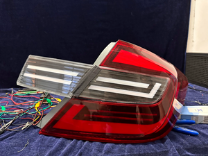 Luci Posteriori LED Modificate di Alta Qualità per <span class=keywords><strong>Ci</strong></span>-vic Nona Generazione, Fanali Posteriori LED Personalizzati per Auto - Product Image 5