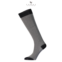 Chaussettes en coton en nylon sans couture à motif ondulé noir pour femmes haut de gamme