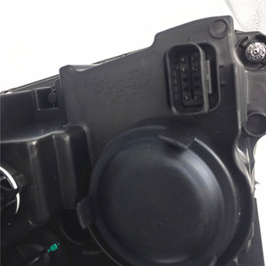 Pour Dongfeng <span class=keywords><strong>Peugeot</strong></span> <span class=keywords><strong>2008</strong></span> assemblage de phare LED pour 14 15 16 modèles coque de couvercle de phare gauche et droit d'origine tension 12V - Product Image 2