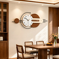 Jam Dinding Logam Bergaya Art Deco, Dioperasikan dengan Baterai, Desain Persegi Panjang - Model Baru 2026 untuk Ruang Tamu Ruang Makan Ekstra Besar