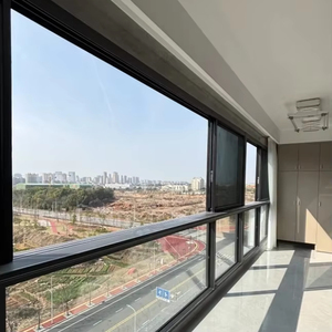 Được thiết kế riêng cho cửa sổ lý tưởng của bạn: cách âm và tầm nhìn tối ưu, cùng cửa sổ trượt với khách sạn - Product Image 1