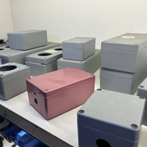 กล่องหุ้มอะลูมิเนียมหล่อขึ้นรูป กล่องรวมสายไฟฟ้ากันน้ำอะลูมิเนียม - Product Image 1