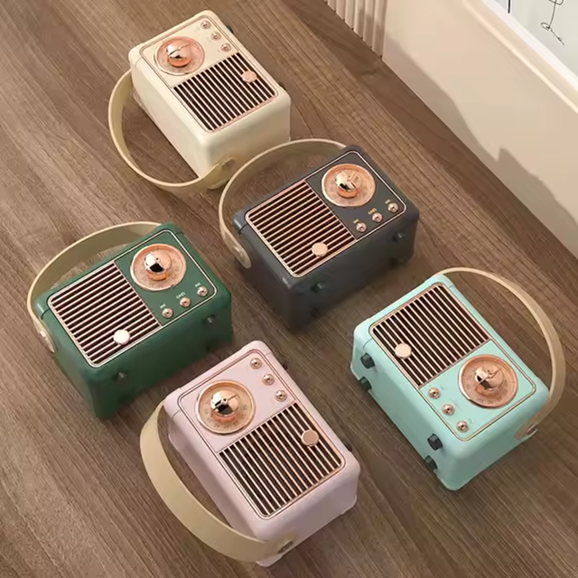 High Quality Portable Stereo Sound Retro Wireless Mini Music Player with TF Card Support Blue Tooth Classical Retro Speakers