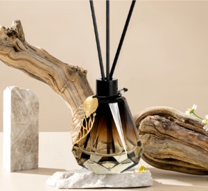 Vente en gros de diffuseurs de roseaux longue durée, ensembles d'aromathérapie pour parfums d'hôtels, de décoration, d'huiles essentielles sans feu - Product Image 6