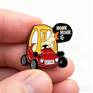 Épinglette personnalisée en émail souple ou dur, motif dessin animé/anime avec impression UV scintillante, fabricant de badges métalliques en gros - Product Image 5