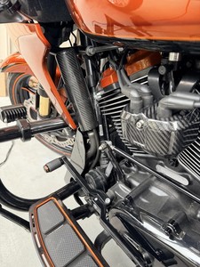 AKOSO Copertura Serbatoio Radiatore in Vera Fibra di Carbonio 3K per <span class=keywords><strong>Harley</strong></span> <span class=keywords><strong>Davidson</strong></span> Road Glide 2024+ Street Glide 2024+ - Product Image 4