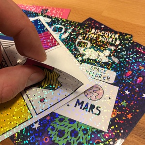 In Ấn Vinyl Nhãn Cầu Vồng Không Thấm Nước Hologram Laser Hình Ảnh Nổi Ba Chiều Dán Tấm Bóng Holographic Kiss Cut Sticker Sheets - Product Image 4