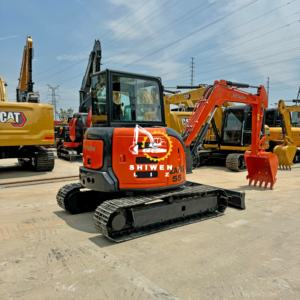 Mini-excavatrice d'occasion ZX55 de haute qualité d'origine japonaise avec moteur Hitachi, garantie 1 an, moteur inclus - Product Image 5