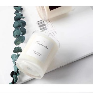 Bocaux en verre transparent avec couvercles en bambou et en bois pour la fabrication de bougies pour la Saint-Valentin et autres décorations de fêtes - Product Image 5