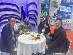 Accessoires Extérieurs pour <span class=keywords><strong>Ford</strong></span> Focus : Splitters, Aileron de Toit Arrière, Lèvre Avant, Diffuseur Arrière, et Splitter de Pare-chocs Avant - Product Image 5