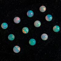 Vente en gros de cabochons ronds en opale naturelle Pierres précieuses de luxe avec feu puissant traité thermiquement