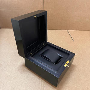 Caja de reloj de madera MDF con logo personalizado, interior de cuero, estuche cuadrado, embalaje exterior de lujo, materiales reciclados, color negro. - Product Image 3