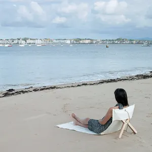 Fabrika fiyat özel logo plaj sandalyeleri güverte kanvas katlanır plaj sandalyesi ahşap salon ayarlanabilir düşük geri