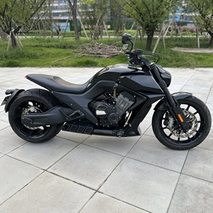 Used LFC700 <b>Gasoline</b> Cruiser 700 CC High-Speed Performance Motorcycle Made in China 700 700cc Engine Powerful and Reliable Perfo - Product Image 4