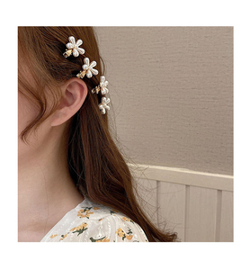 Épingles à cheveux fleur blanche tendance 2026 : Bijoux fantaisie pour femmes, design de niche populaire, vente en gros - Product Image 2