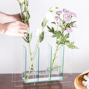 High Quality Modern Acrylic Vases Home Decoration Exquisite Handmade Acrylic Plexiglass Vase