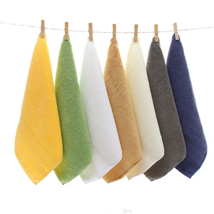 Serviette de toilette en coton peigné 35x35cm, absorbante, rectangulaire, serviette cadeau, logo personnalisé, usage hôtelier - Product Image 2