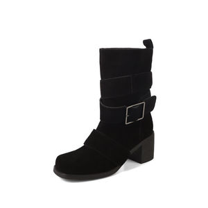 Zapatos de otoño e invierno de fabricación china se están vendiendo bien. Los tacones altos para mujer son zapatos de alta gama, cómodos y de diseño. - Product Image 1