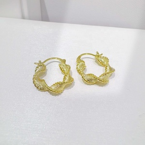 wholesale plata 925 sterling <b>silver</b> simple classic <b>hoop</b> earring faceted everyday gold plated fashion western earrings for women - Product Image 4