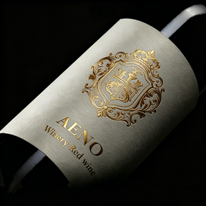 Etichette Adesive Personalizzate <span class=keywords><strong>per</strong></span> <span class=keywords><strong>Bottiglie</strong></span> di <span class=keywords><strong>Vino</strong></span> Rosso e Whisky, Logo Fronte-Retro, Carta Artistica Testurizzata con Stampa UV e Lamina Dorata - Product Image 1