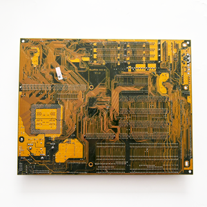 Computadora Integrada ARBOR P/I-P55T2P4 REV.3.10 Basada en Chipset Intel 430HX Compatible con Procesadores Socket 7 en Stock VGA - Product Image 4
