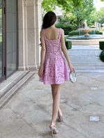 Robe trapèze ajustée pour femme à col carré, rose, sans manches, taille haute, avec découpes et dentelle florale exquise