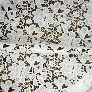 Último color blanco de algodón bordado tela de encaje guipur para prendas de vestir